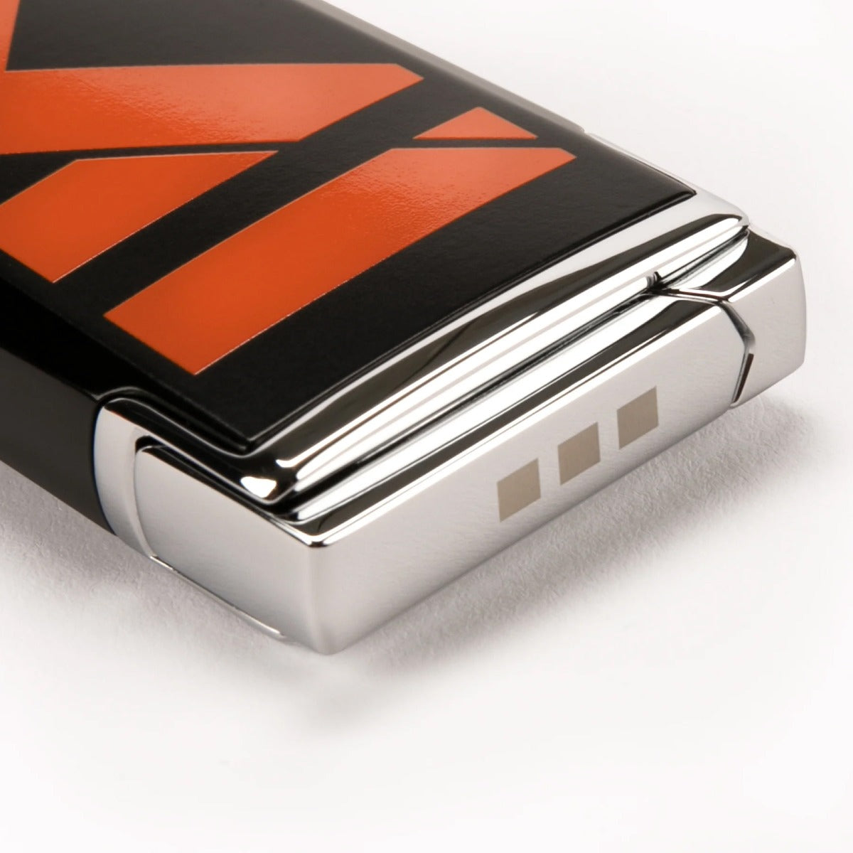 Fuente The OpusX Society MI Feuerzeug by Elie Bleu