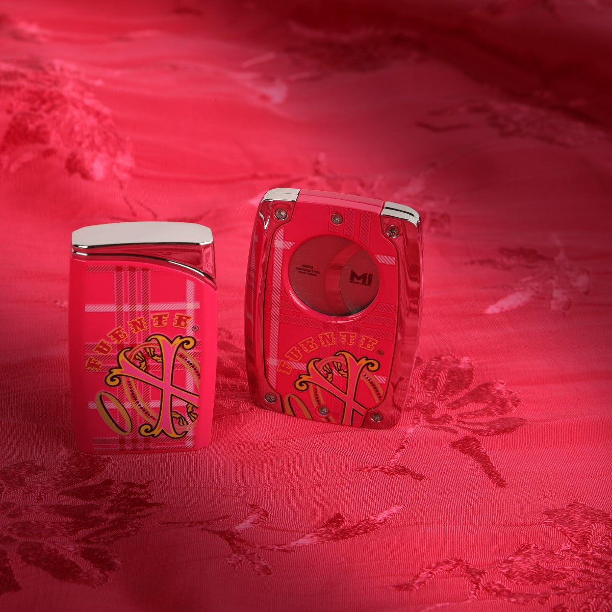 Fuente The OpusX Society OXS MI j30 Feuerzeug - Rose